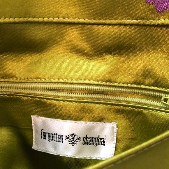 Clutch, lime green with flowers, silk/rayon - Picture 4 of 7